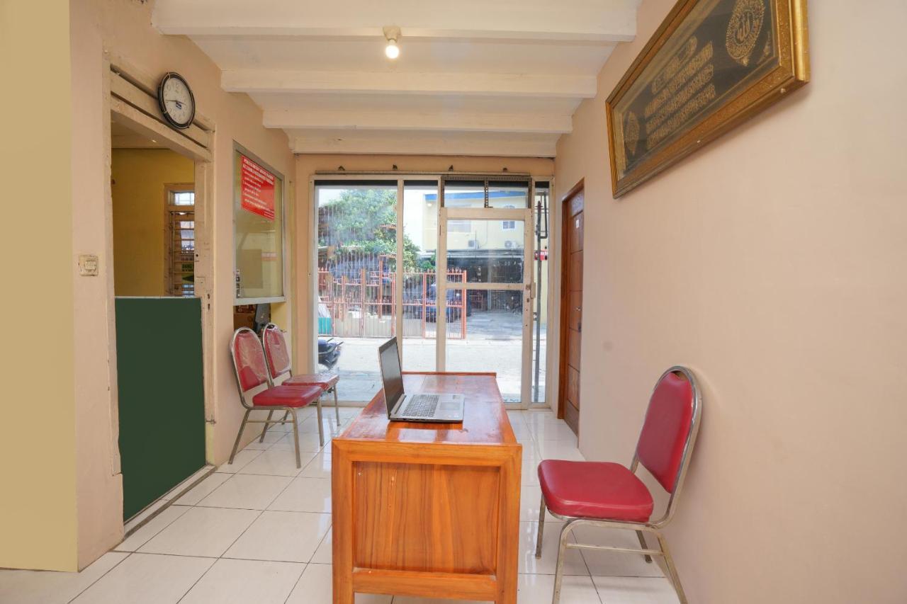 OYO 2656 Az Zahra Residence Syariah Surabaja Zewnętrze zdjęcie